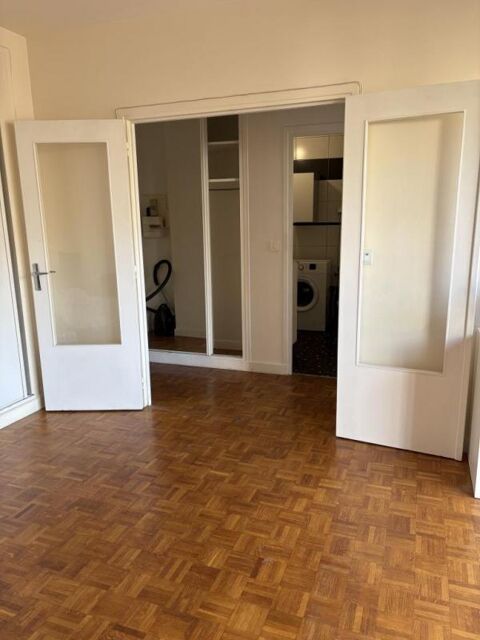  Appartement  louer 1 pice 32 m