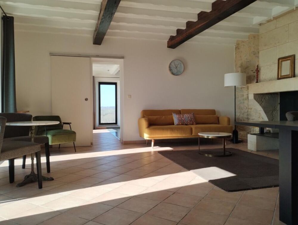 Vente Maison Entre-deux-Mers, maison ancienne rénovée avec vue dominante Escoussans