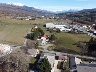  Terrain à vendre 593 m²