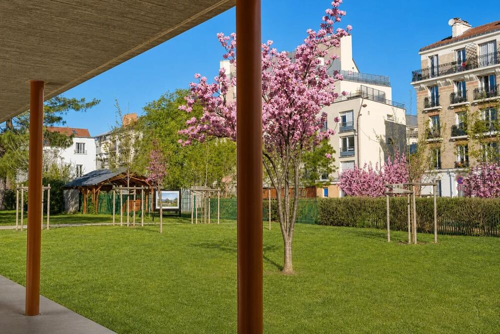 Vente Appartement STUDIO DANS IMMEUBLE RECENT EN PLEIN CENTRE DES LILAS - 27,61 M2 Les lilas