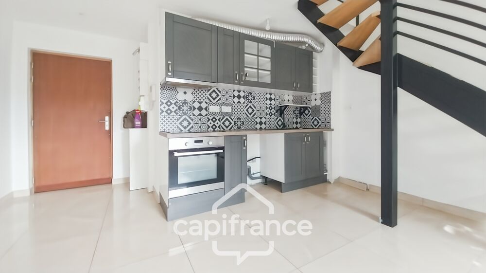 Vente Appartement Bagnolet-Limite Montreuil-A vendre appartement triplex-3 pièces-Bon état-résidence 2014-5mn métro ligne 3-10mn ligne 9 Bagnolet