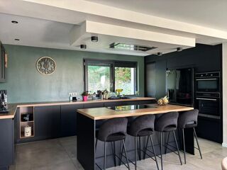  Propriété/château à vendre 12 pièces 230 m²