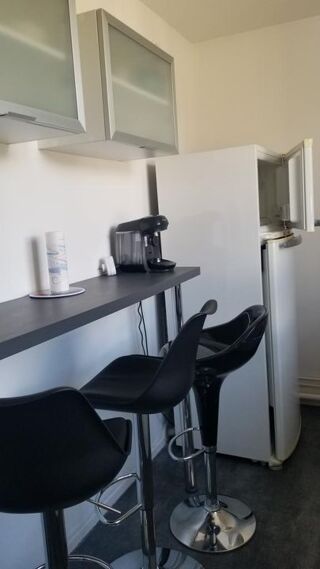  Appartement à louer 1 pièce 34 m²