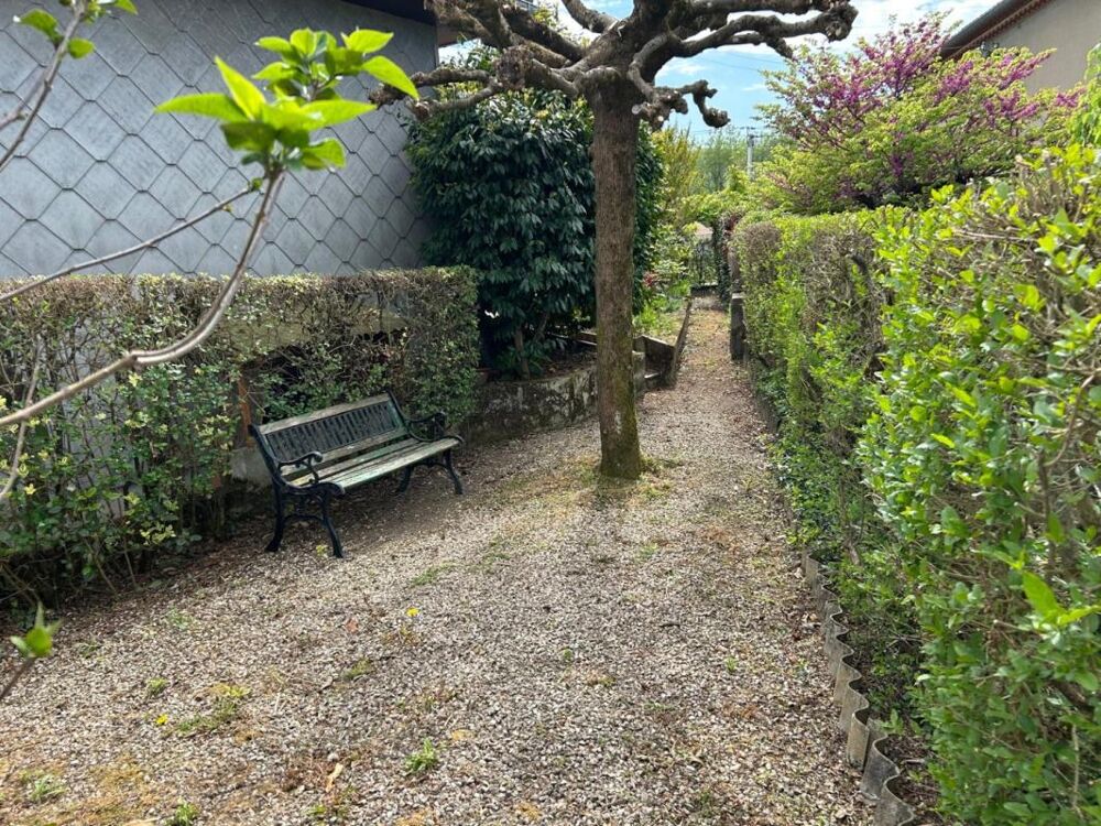 Maison 5 pièces / 135 m² / 169 000 EUR / PONT-DE-LARN