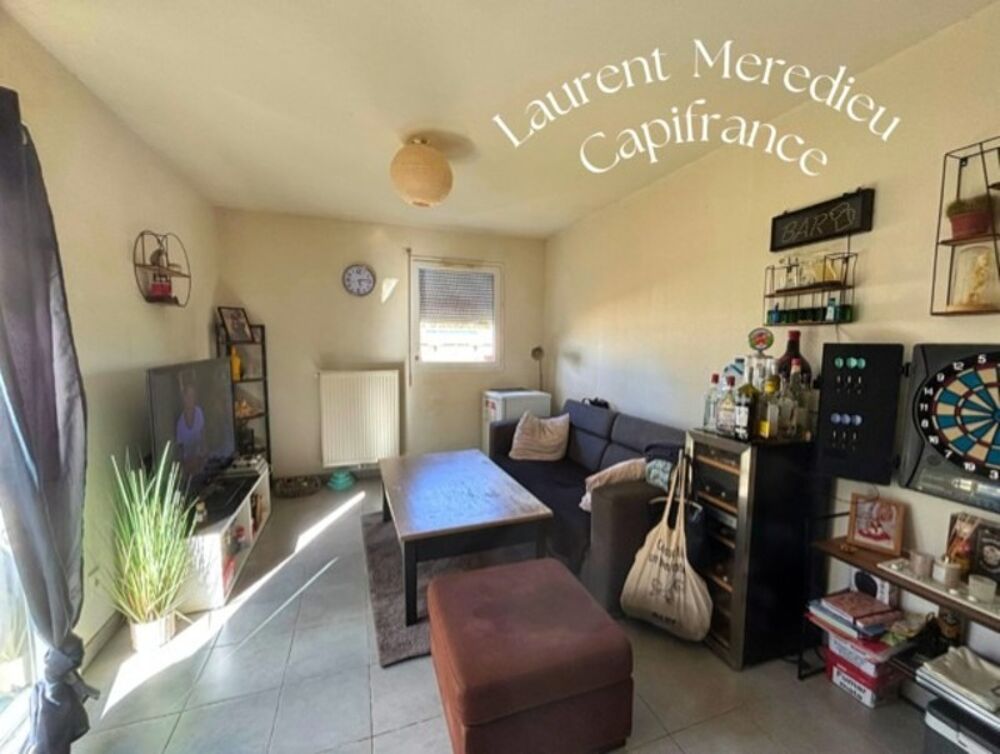 T2 loué  Dernier étage  Balcon  Parking  Saint-André-de-Cubzac