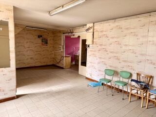  Immeuble à vendre 3 pièces 300 m²