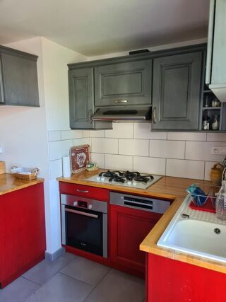  Appartement à louer 4 pièces 66 m²