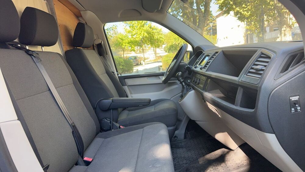 Transporter T6 VU Van Am&eacute;nag&eacute; 2.0 TDI 102 Base 2015 occasion 26800 Etoile Sur Rhone