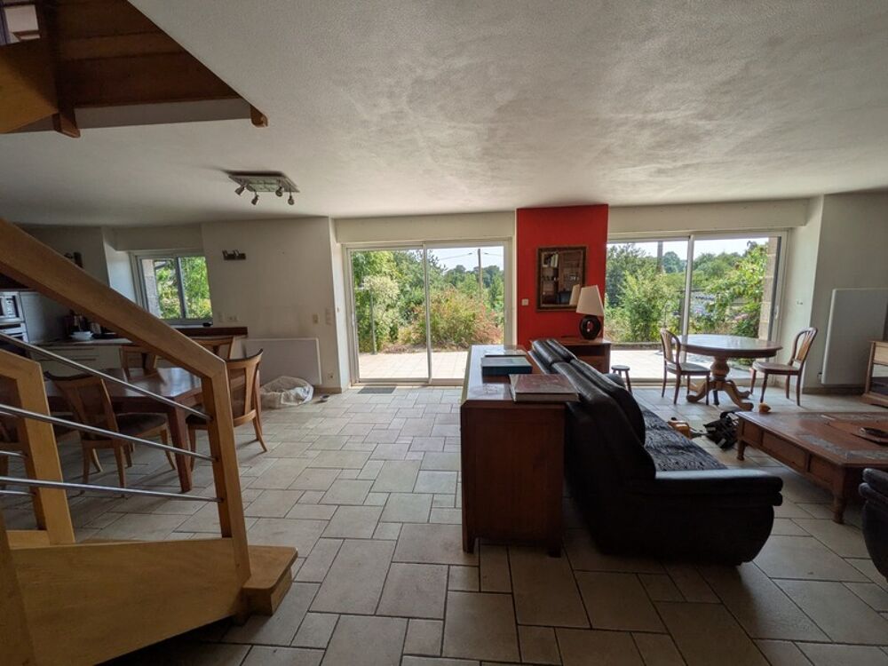 Vente Propri�t�/Ch�teau SAINT CARADEC TREGOMEL ENSEMBLE DE 4 LONGERES DE 438M� ENVIRON SUR PARCELLE DE 4400M� AVEC PUITS Saint caradec tregomel