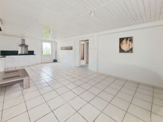  Immeuble � vendre 10 pi�ces 170 m�