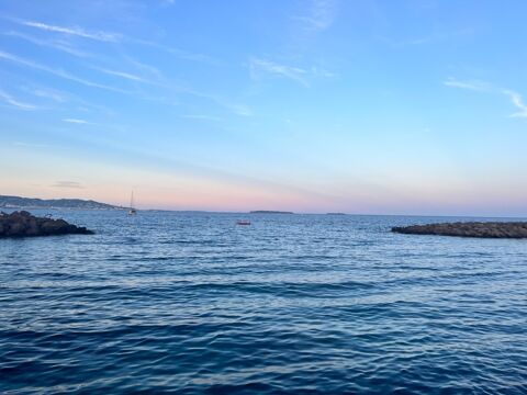 Golfe de Saint Tropez-restaurant de plage en pleine propri&eacute;t&eacute; 5040000 83120 Sainte maxime