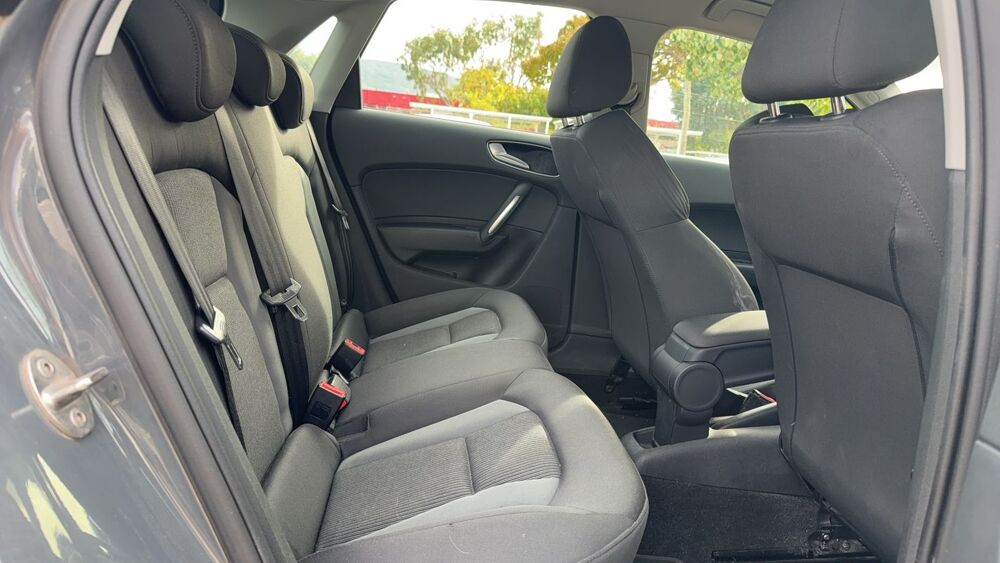 A1 1.0 TFSI 95 S-Tronic 7 S line 2018 occasion 06210 Mandelieu La Napoule