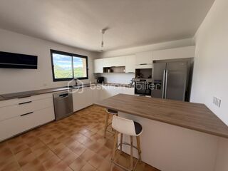  Villa à vendre 6 pièces 270 m²