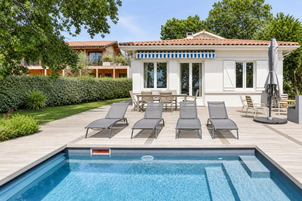 Très belle maison familiale avec piscine à Andernos-les-Bains