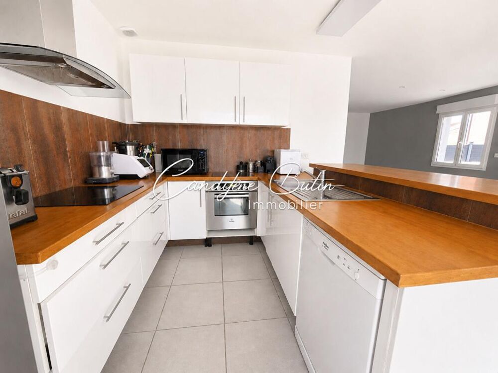 Vente Villa Villa T5 avec piscine, 4 chambres et garage Montady
