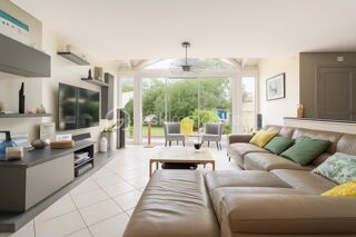  Maison  vendre 7 pices 201 m