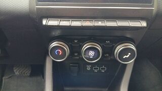 Clio V 1.6 E-Tech Hybrid 140 EDC Business - Automatique 2021 occasion 78220 Viroflay