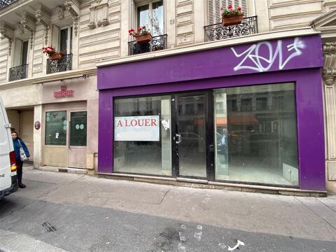 LOCATION PURE rue de S&egrave;vres, une boutique de 84m&sup2; avec lin&eacute;aire de vitrine de 9m 7997 75006 Paris