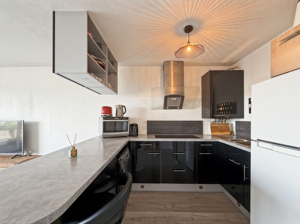 A VENDRE - Appartement dernier étage T2 54m2 - Annemasse Gare