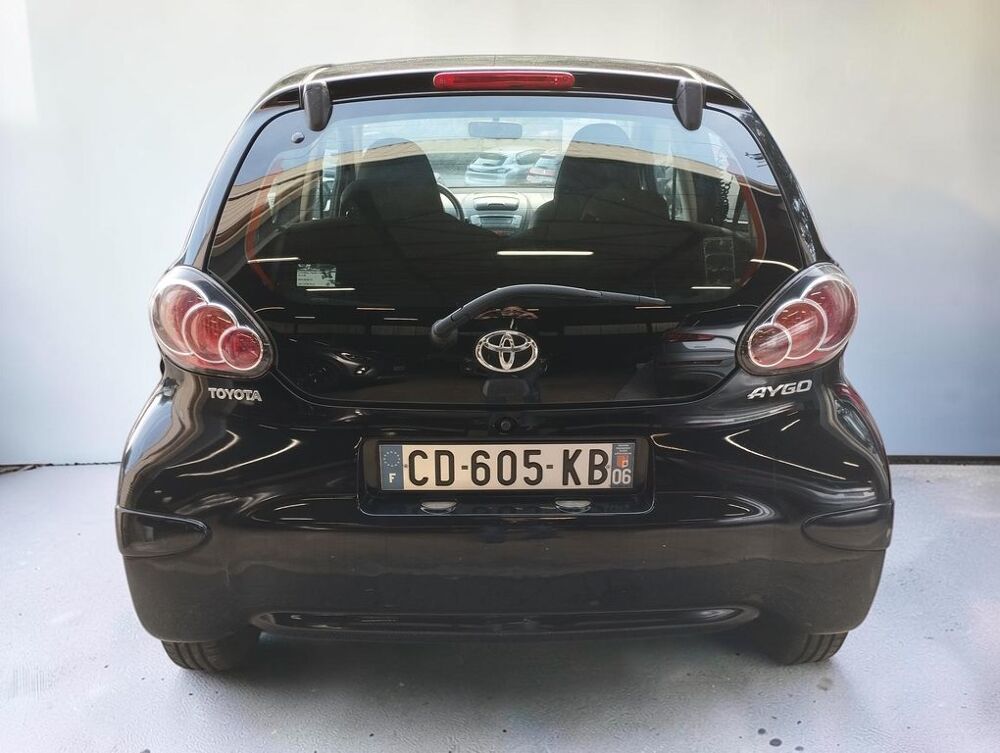 Aygo 1.0 VVT-I 68 IN 5P 2012 occasion 06640 Saint-Jeannet
