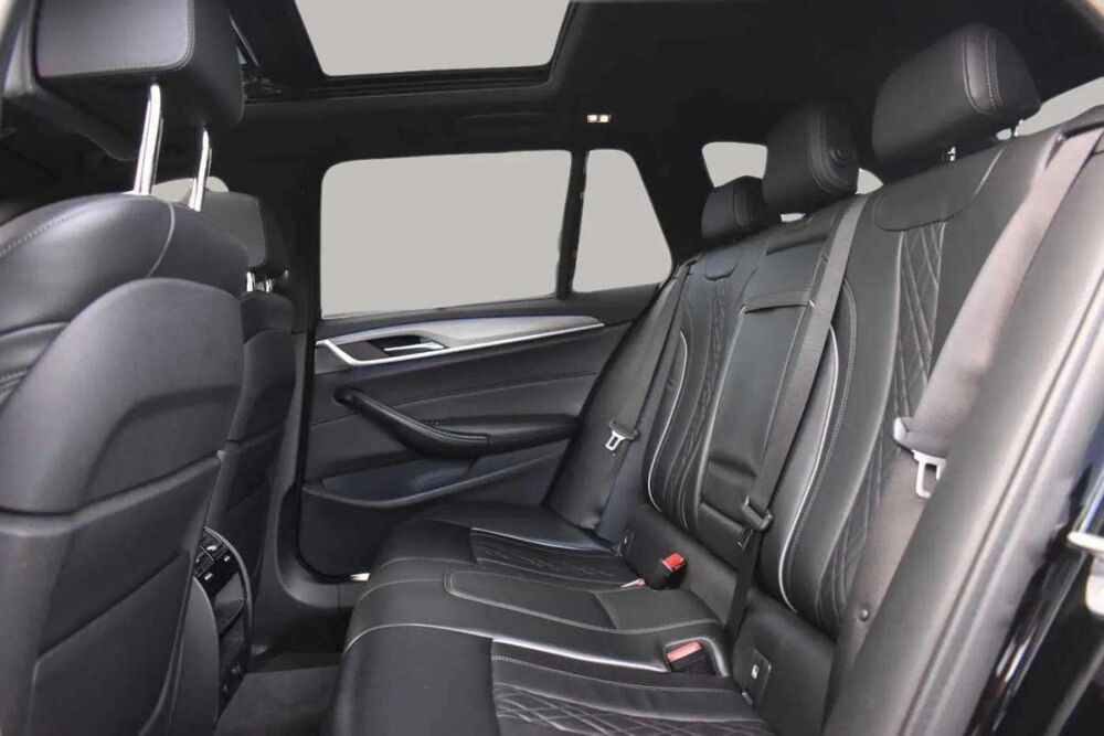 S&eacute;rie 5 Touring xDrive M Sport 190 ch • Toit ouvrant Attache remorqu 2019 occasion 33600 Pessac