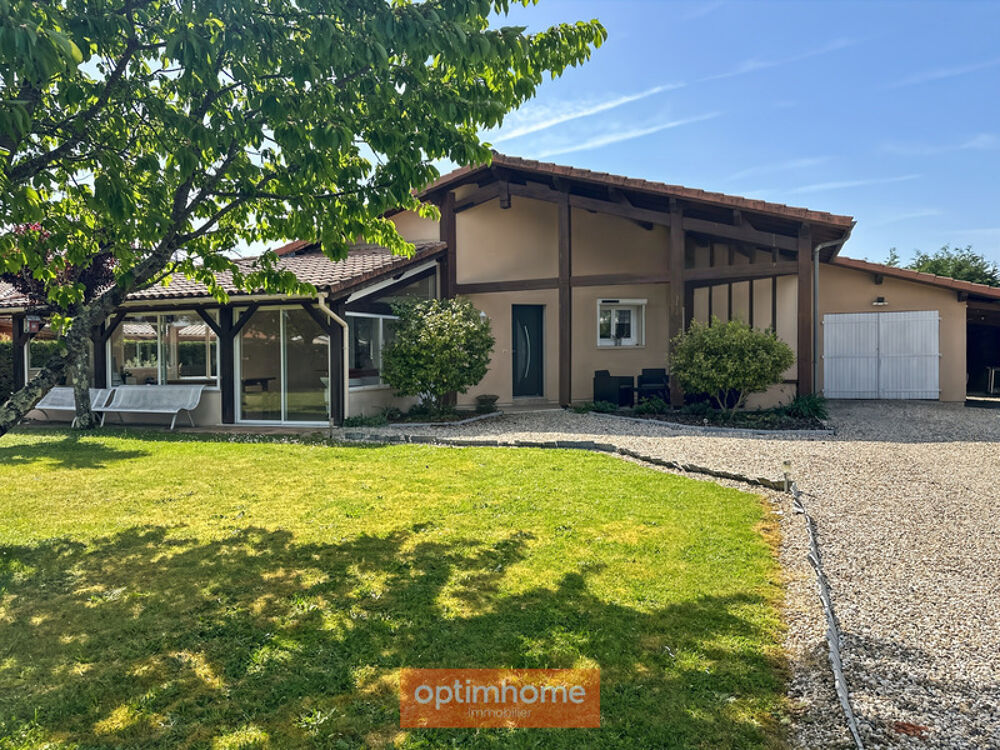 Villa de plain-pied avec véranda en excellent état et à proximité des commerces, jardin, garage