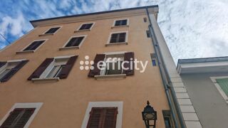  Immeuble à vendre 232 m²