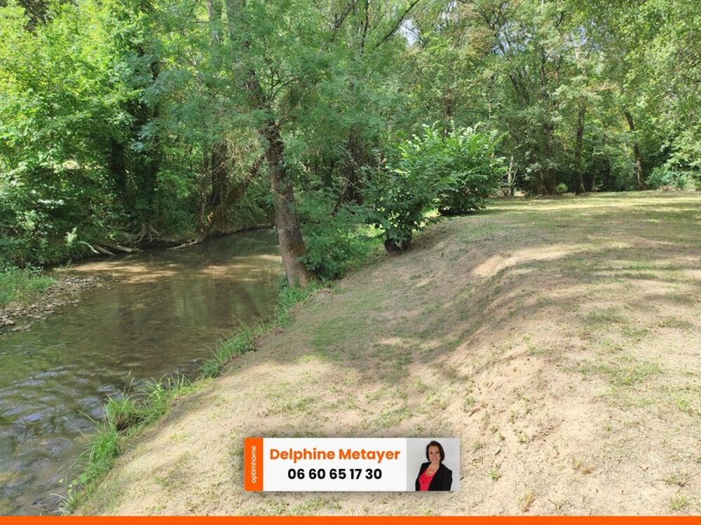 Vente Maison Villa de 136m2 avec 3 chambres, un bureau, et sa plage privée pour les amoureux de la nature Salernes