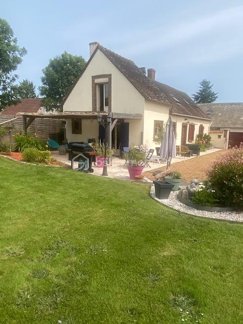    Vendre - Superbe Longre de Charme  12 min de Chartres Maison - 4 pice(s) - 137 m