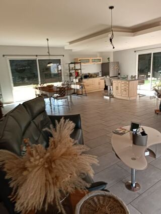  Maison à louer 5 pièces 153 m² Pouilly les nonains