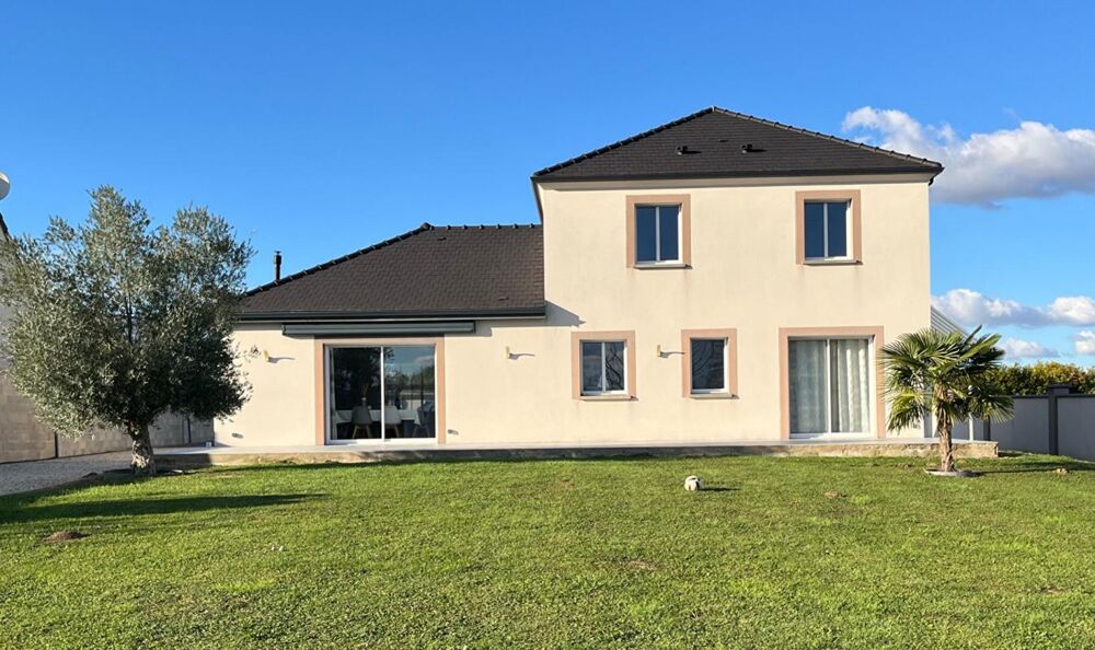 Vente Maison Maison  AUX PORTES DE Noyon 6 pièce(s) 139 m2 et jardin 1353m² Noyon