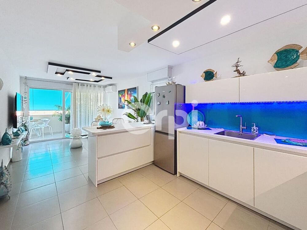 Vente Appartement 2p en front de mer, garage et cave Antibes