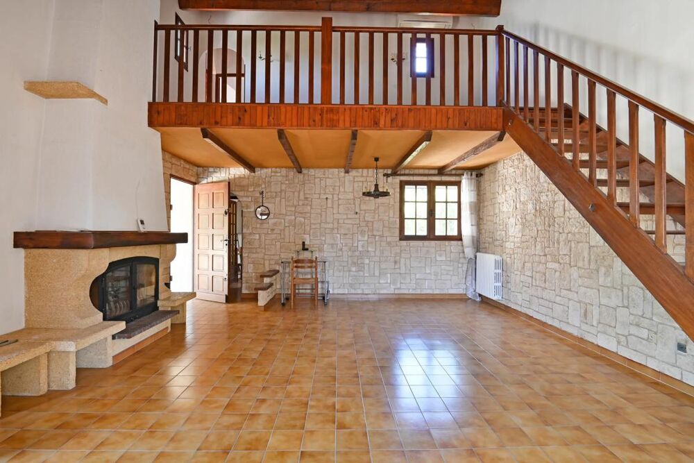 Maison de 5 pièces de 129 m² à Arles