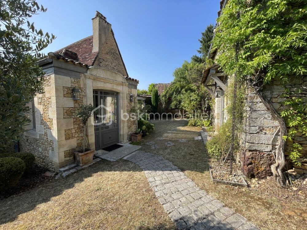  vendre  Proprit/chteau Sainte-Alvre (24510)