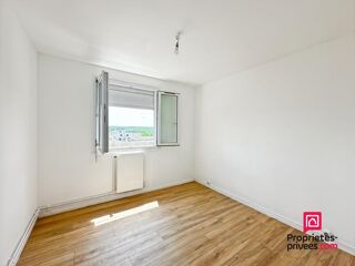  Appartement  vendre 4 pices 75 m