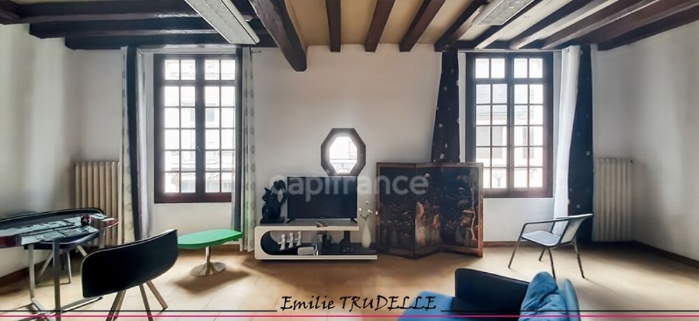 Maison à vendre 8 pièces SAINT CALAIS (72) Ensemble immobilier à fort potentiel : local commercial + appartement en duplex avec