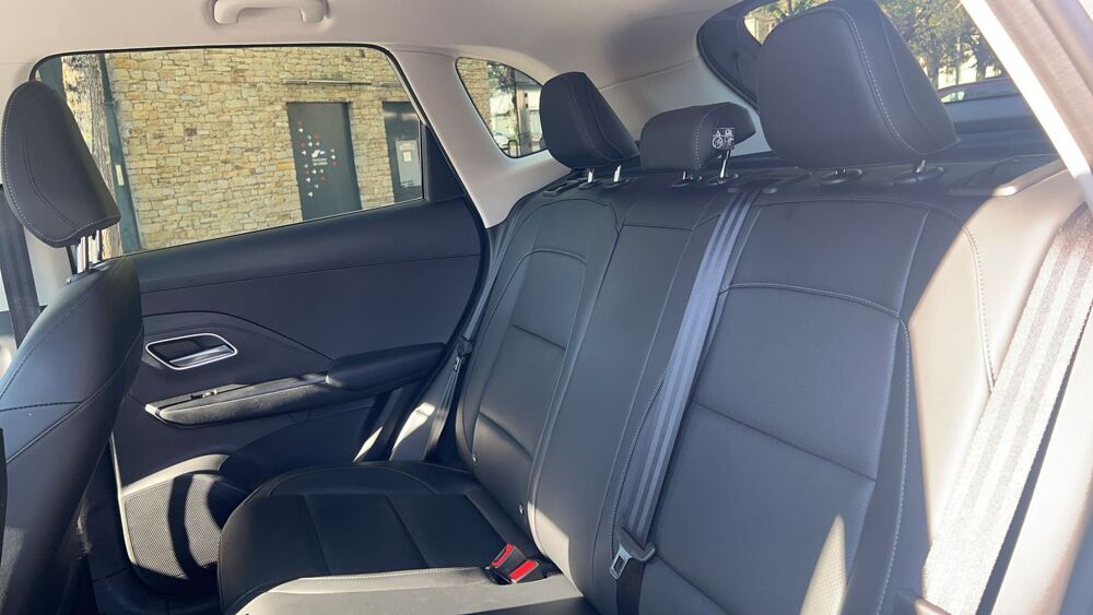 MG.ZS III 1.5 L HYBRID+ 197 ch Luxury - Premi&egrave;re main Garantie con 2025 occasion 49300 Cholet
