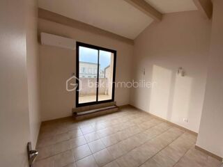  Immeuble � vendre 4 pi�ces 219 m�