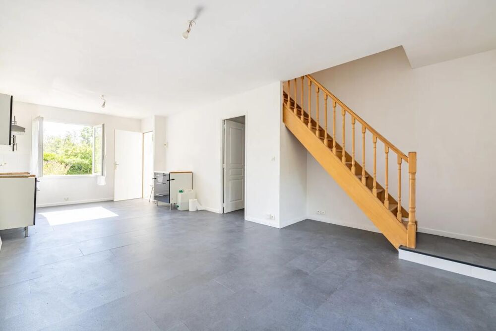 Vente Maison Maison 2 chambres avec Garage et Jardin Echarcon