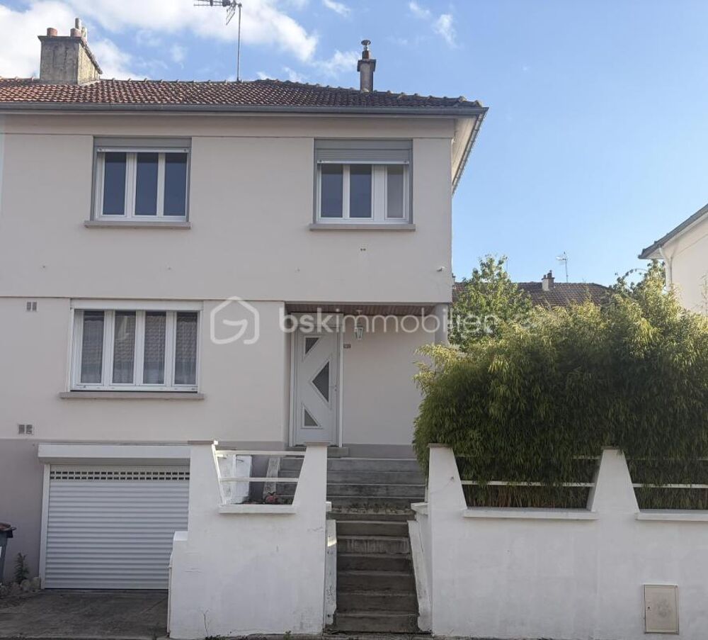 MAISON FAMILIALE 4 CHAMBRES, JARDIN ET GARAGE
