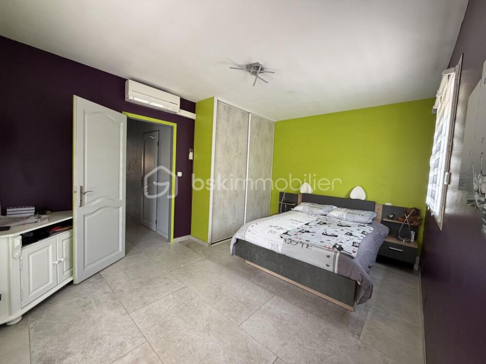 à vendre  Maison Forcalqueiret (83136)