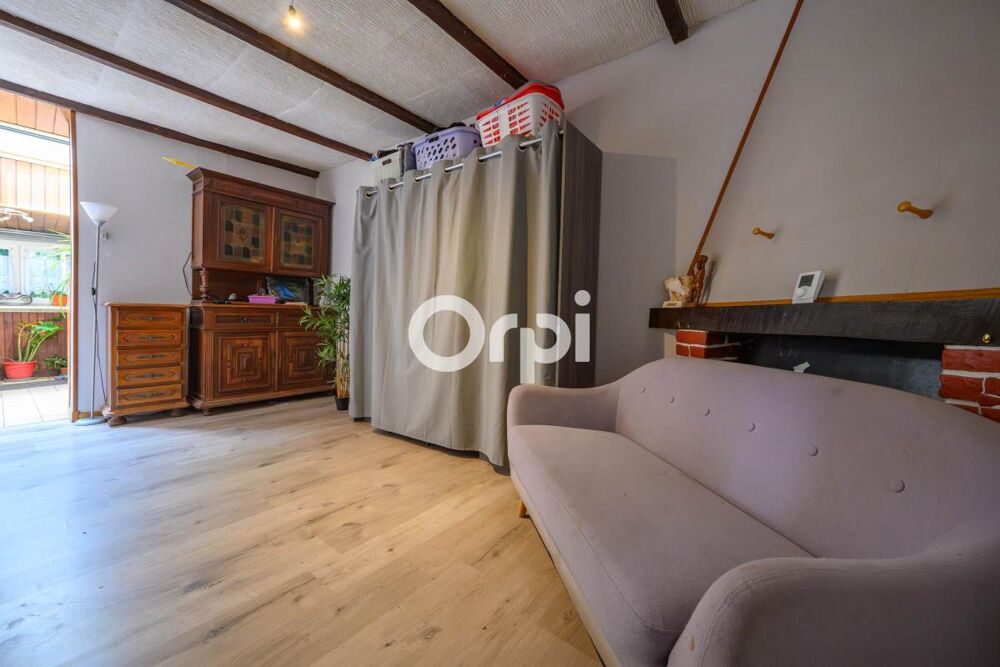 Maison 80 m2 jardin garage place parking privée