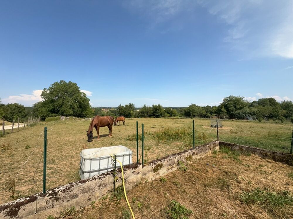 Maison 6 pièces 180 m² · à Vauconcourt Nervezain · 180 m² · 160 000 €