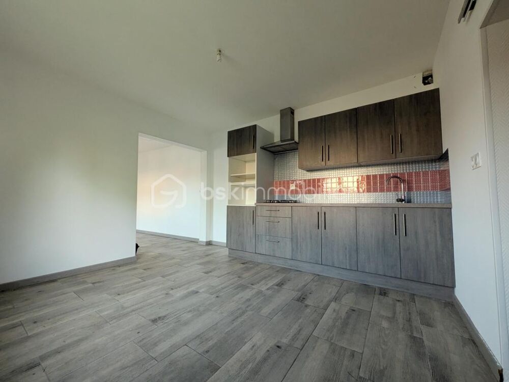 Vente Maison Maison avec dépendance et terrain Monthois