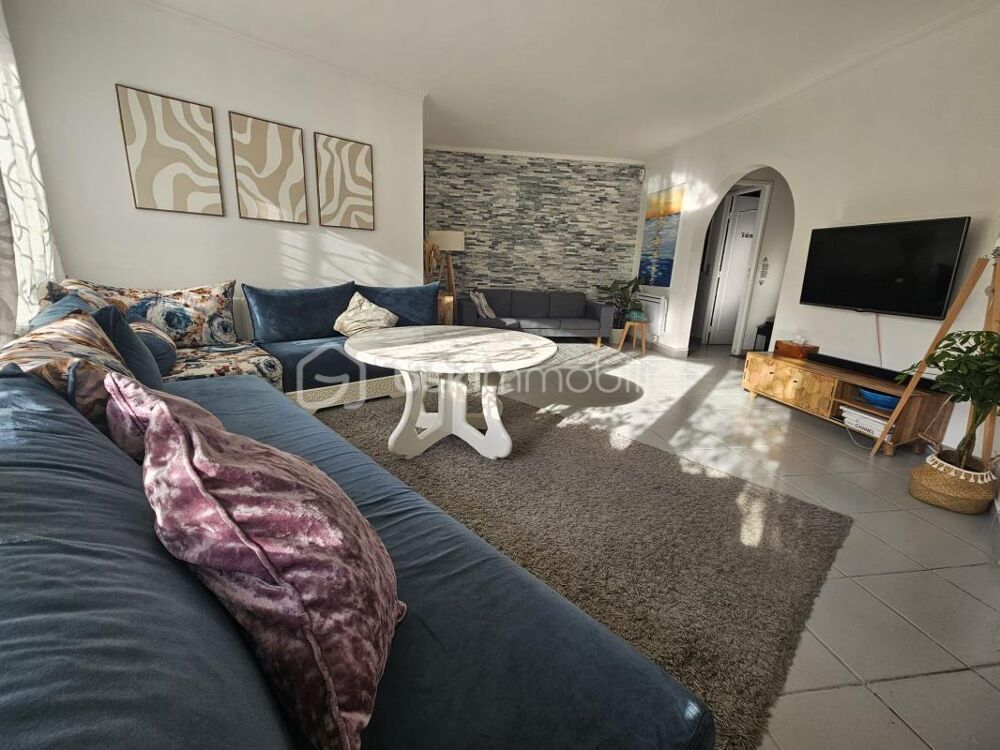 Appartement 4 pièces 87 M² à deux pas du Métro ligne11