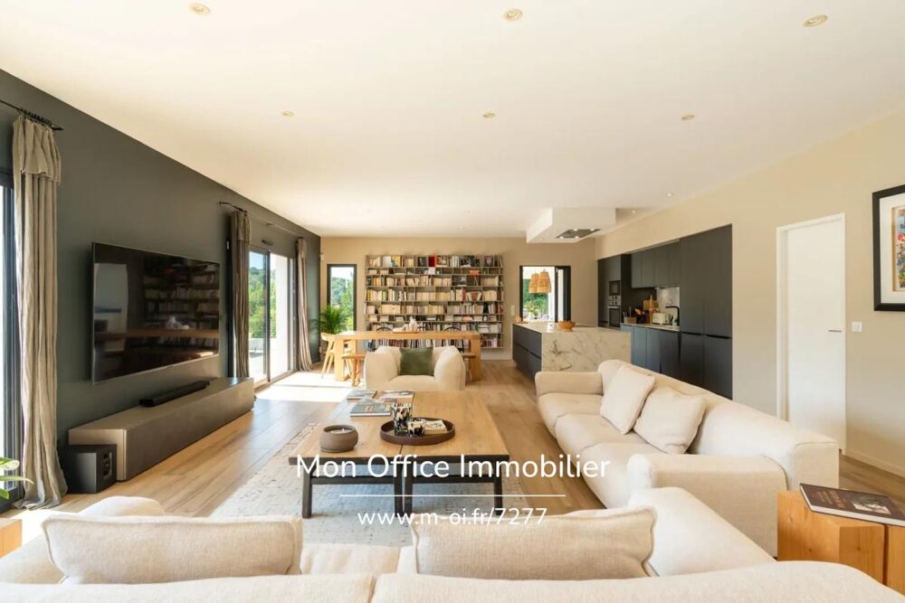 Vente Maison Référence : 7277-ABO - Maison contemporaine de 240 m² avec piscine et vue dégagée – Saint-Marc-Jaumegarde Saint marc jaumegarde