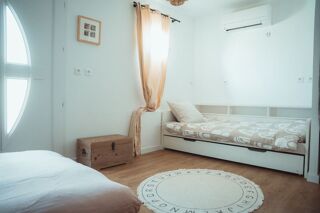  Maison � louer 5 pi�ces 200 m� Claira