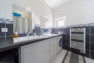  Maison � vendre 5 pi�ces 150 m�