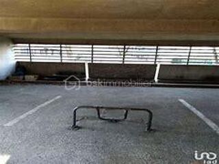  Parking / Garage  vendre 12 m