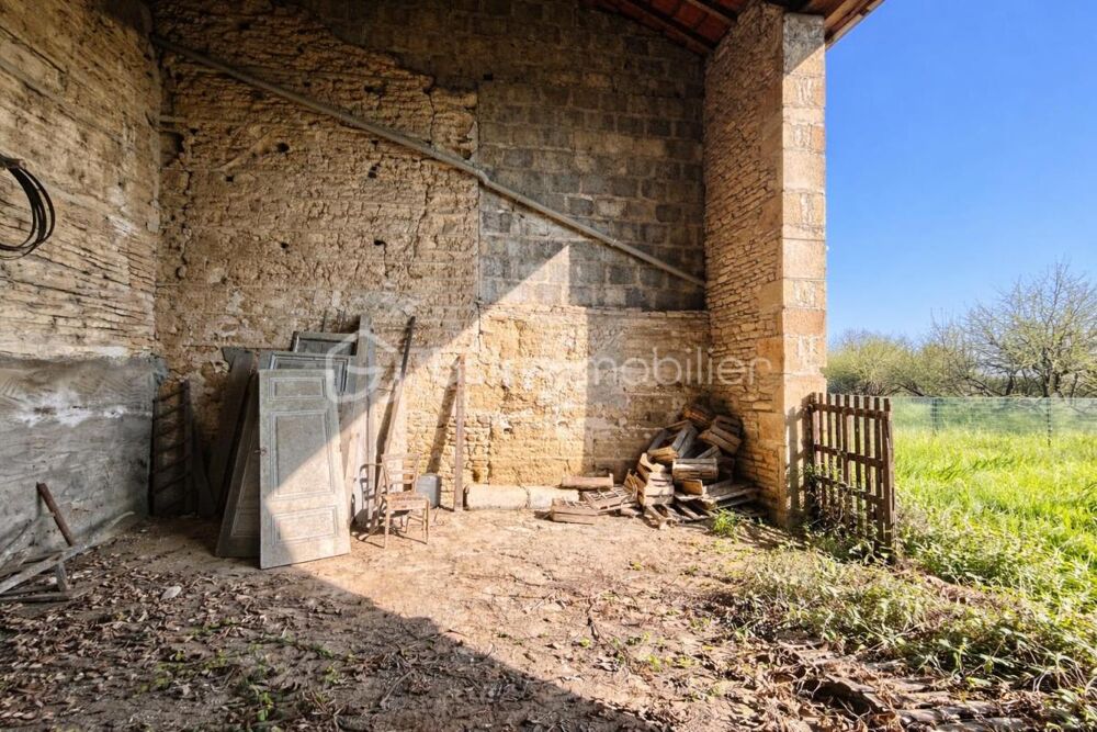 Vente Maison Dépendance en pierre à réinventer – Un projet unique, entre charme et liberté Creches sur saone